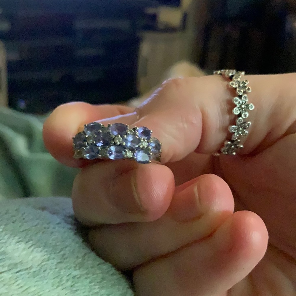 NEGOTIABLE!! Genuine tanzanite and diamond ring